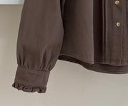 Marrón | Camisa Bridgerton detalle-puno