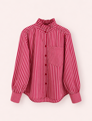 Rojo | Camisa Warhol - fotografía de catálogo sobre fondo rosa