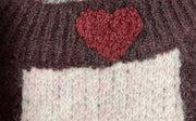 Burdeos/Rosa | Jersey Rayas Amour - detalle del corazón y del punto