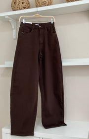 Chocolate | Pantalón Barrel 5 Bolsillos vista frontal