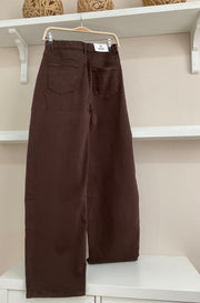 Chocolate | Pantalón Barrel 5 Bolsillos vista trasera