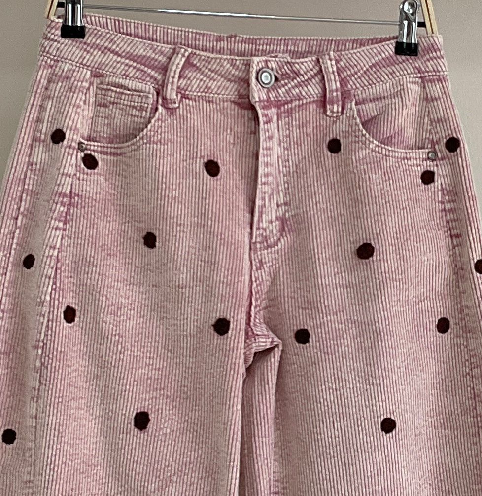 Pantalón pana gruesa con topos rosa-detalle