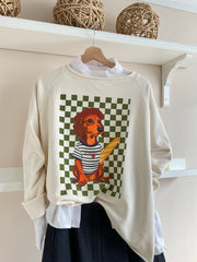Sudadera oversize perro con croissant Verde/Crema, vista frontal