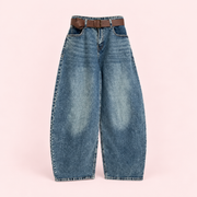 Azul | Pantalón Tejano Barrel Estrellas - catálogo completo sobre fondo rosa