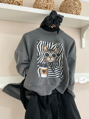 Gris | Sudadera Theon - vista frontal del look